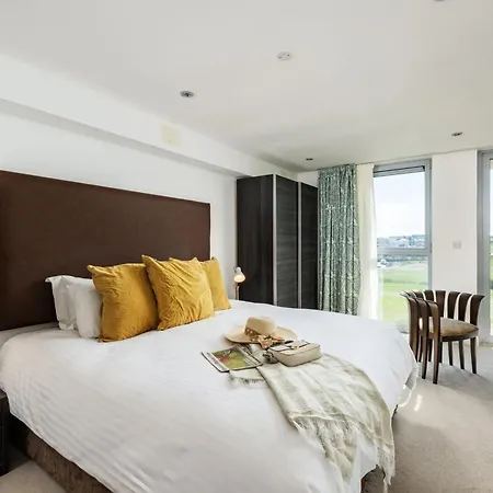 Feriehus Surfside 34 Zinc In Newquay